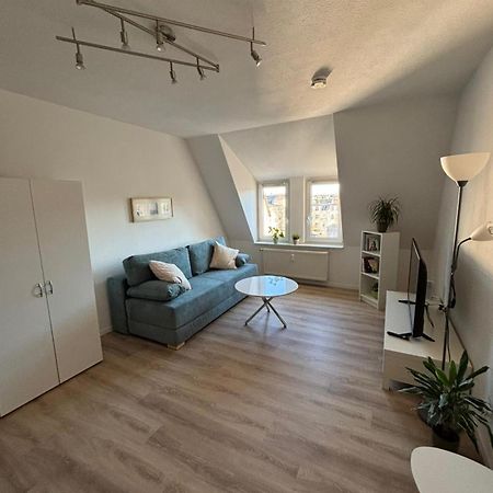 1 Raum Dachgeschosswohnung In Ruhiger Lage Limabach - Oberfrohna Eksteriør bilde