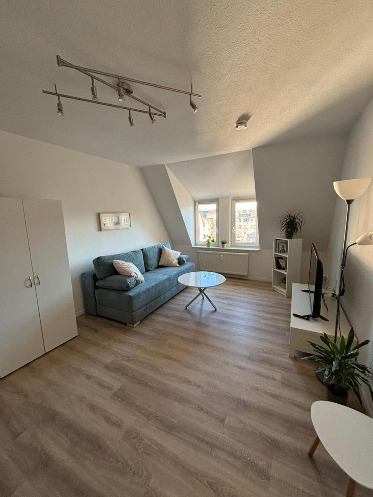 1 Raum Dachgeschosswohnung In Ruhiger Lage Limabach - Oberfrohna Eksteriør bilde